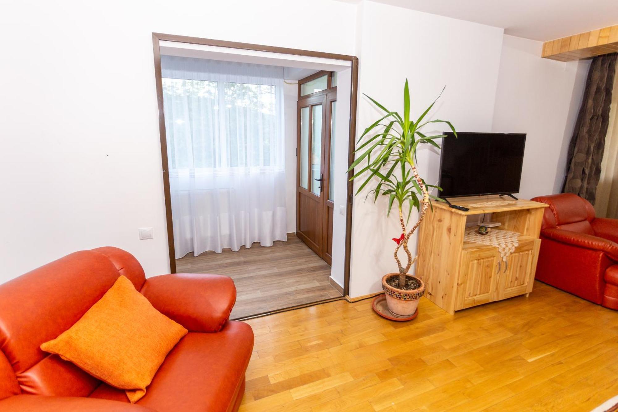 Casa Rumelia Paltineni エクステリア 写真