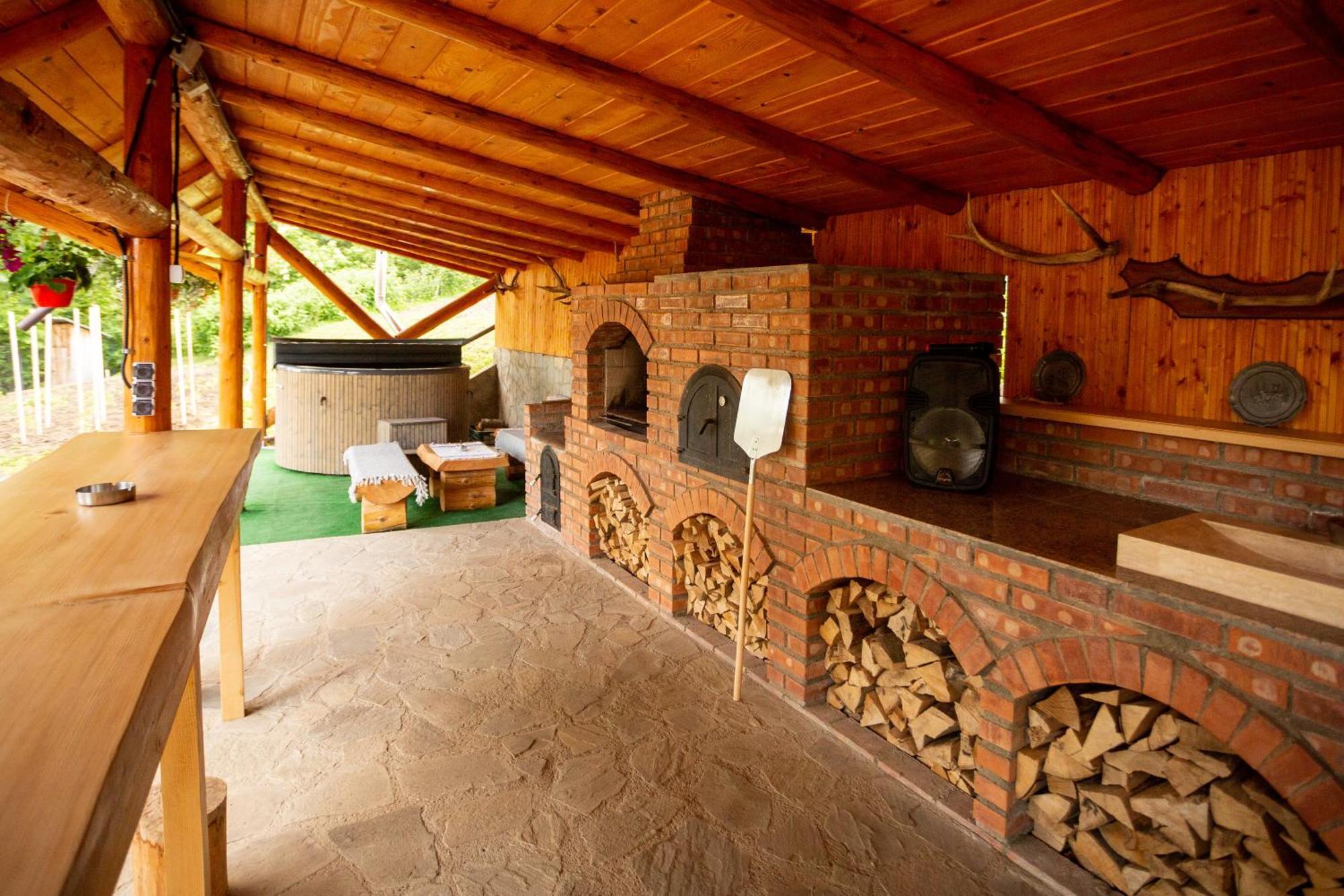 Casa Rumelia Paltineni エクステリア 写真